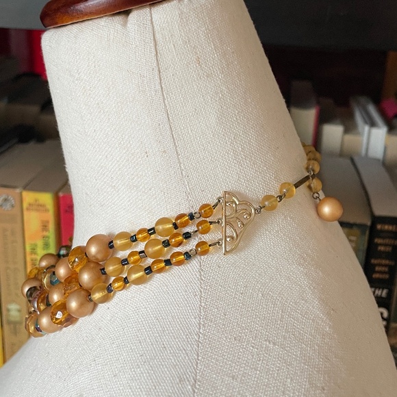 vintage necklace set - Picture 3 of 10